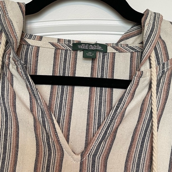 •Target• Woman’s Wild Fable Striped Boho Hooded Style Shirt (Size XS) - Picture 5 of 6